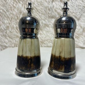 Vintage salt and pepper shakers